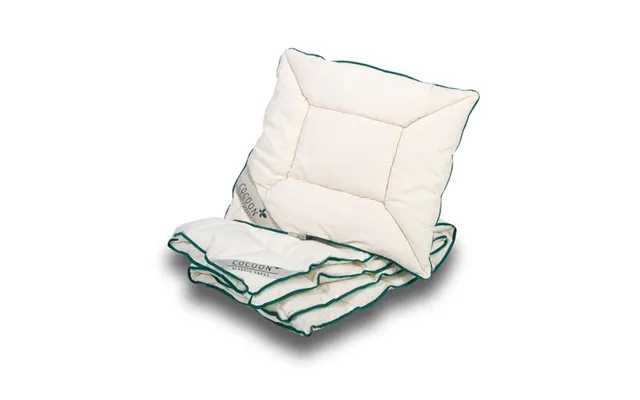 Cocoon baby quilt pillow product image
