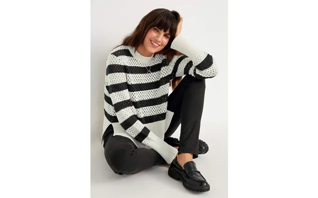 Pattern knitted - striped hoodie patricia product image