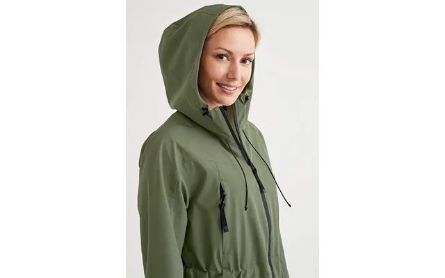 Wind and water repellent jacket cloudia product image
