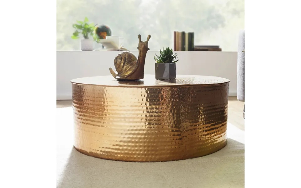 Outstanding coffee table in aluminum - gold