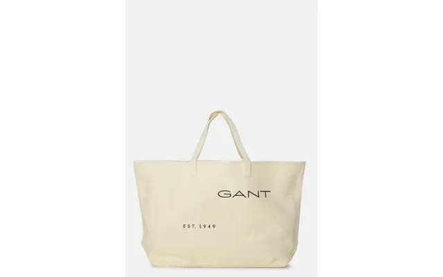 Gant graphic canvas behind one size product image