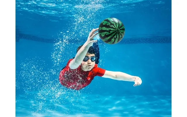 Vandmelonbold to pool product image