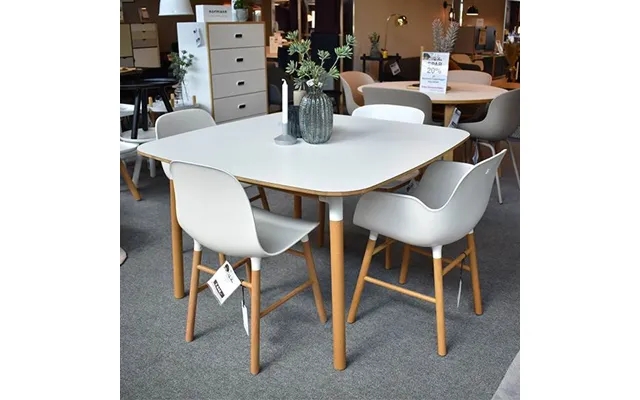 Norman copenhagen form dining table 120x120 cm display model product image