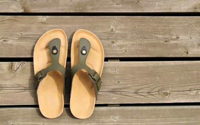 Tilbud p&aring; sandaler til damer