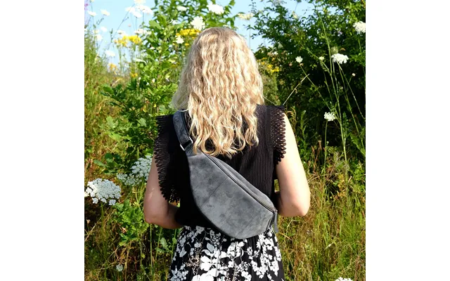 Bumbag I Grå Ruskind