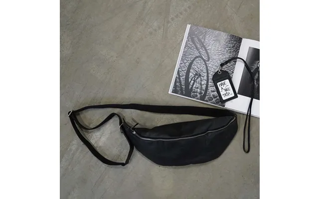 Bumbag I Sort Læder - Model Small
