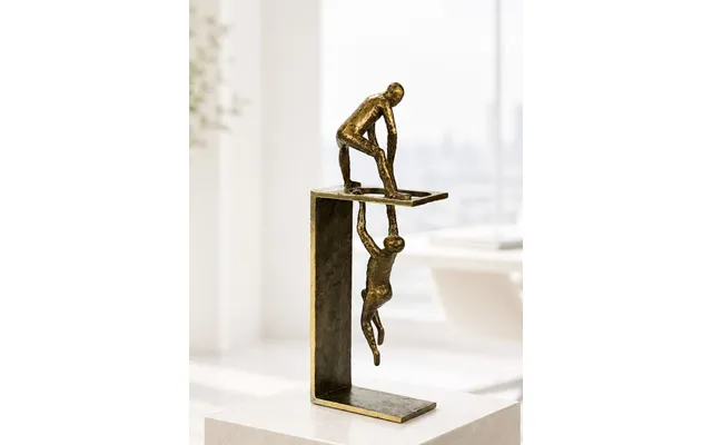 Nye Højder Gennem Samarbejde Skulptur I Bronze Styrke Og Fællesskab