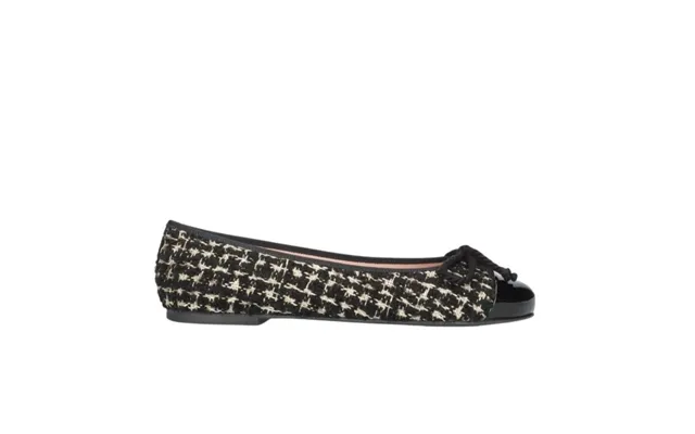 Rosario Bouclé Ballerina - Black Cream product image