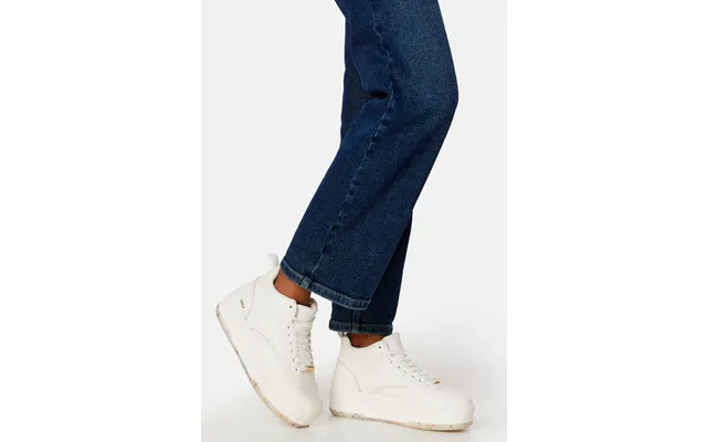 Siri High Sneaker product image