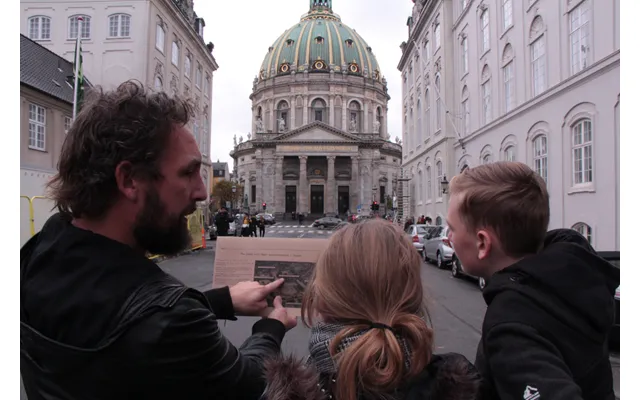 Go Dream Løs Mordmysteriet Ved Amalienborg Slot- Oplevelsesgaver Entertainment