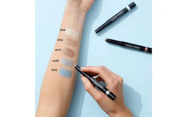 Mineral Waterproof Eye Shadow - 002 Golden Brown product image