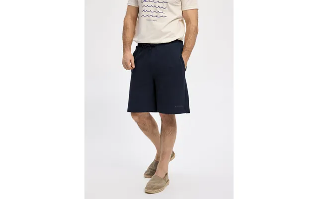 Lyle product image