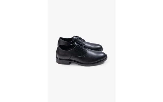 James Shoes - Black product image