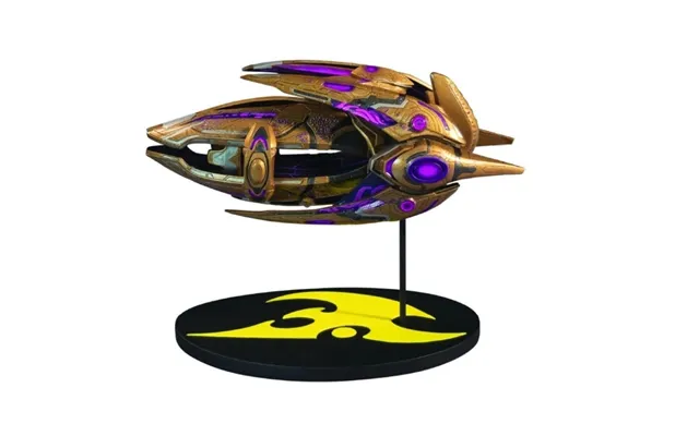 Blizzard Starcraft Limited Edition Golden Age Protoss Carrier Ship