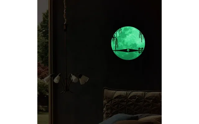 Stor Selvlysende Måne Wallsticker Med En Romantisk Bro. 34 Cm