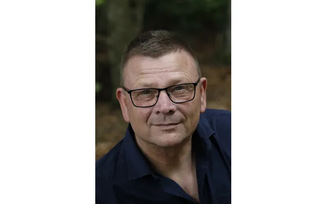 Klarsynsdemonstration. V Int. Clairvoyant Og Medie Erlinng Chriistensen