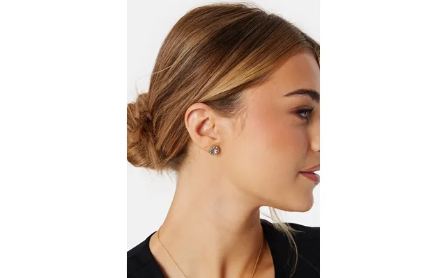 Miss Sofia Earring