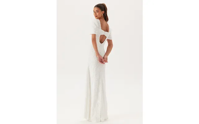 Short Sleeve 3d Floral Wedding Gown