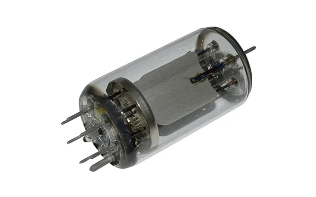 Btb Vertrieb Qqe 06 40 Srs 4451 Elektronrør Dobbelttetrode 600 V 100 Ma Poltal 7 Sokkeltype Septar Indhold 1 Stk