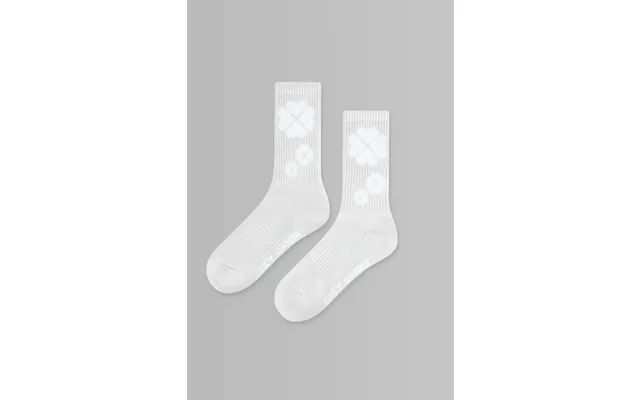 1st Ed. Triflower Socks