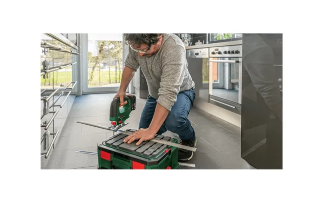 Bosch Akkustiksav Univ Saw 18v 100mm Solo - Solo