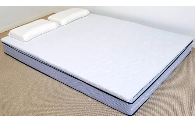 King Plus Vendbar Topmadras Med Koldskum 140 X 200 X 6 Cm Med Quiltet Betræk