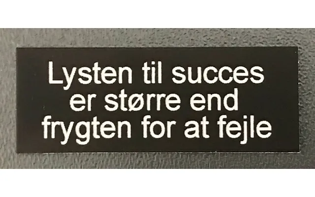 Metalfigur - Gravering.