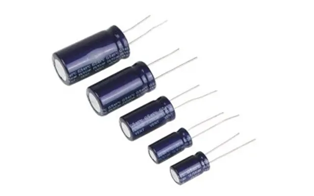 820uf 25v Lodret Elektrolyt Kondensator 105 C