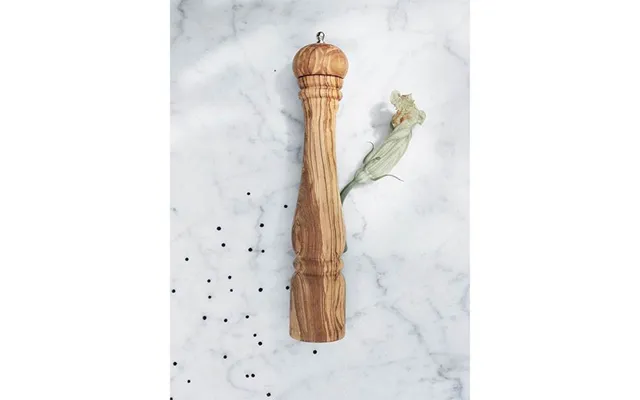 Made By Mama Stor Peberkværn - Oliventræ Erling Christensen Møbler