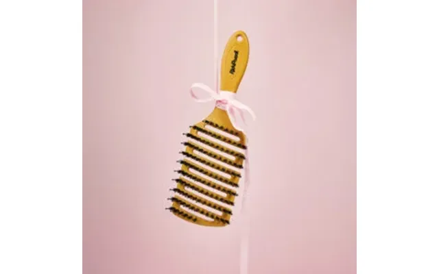 Ricki Parodi - Paddle Brush