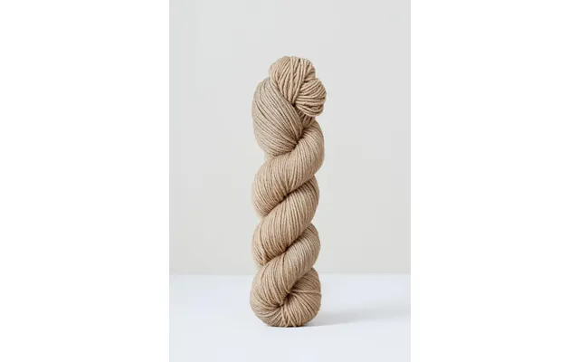 Marsk Tørklæde Strikkekit I Harvest Fingering Urth Yarns - Hazelnut