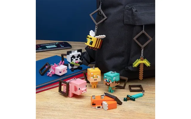 Minecraft Backpack Buddies Assorteret Legetøjsvåben - Geekd.dk
