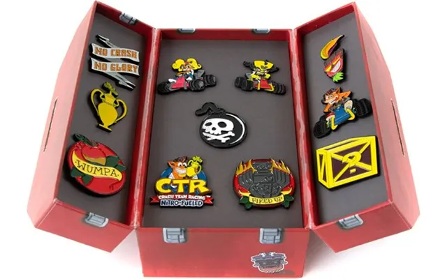 Crash Bandicoot Team Racing - Værktøjskasse Med Badges
