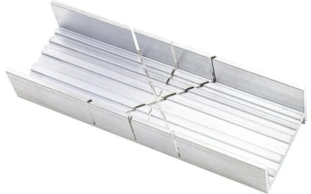 Skærekasse I Metal - Excel