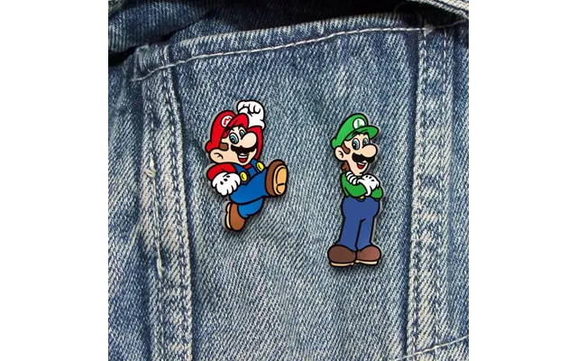 Super Mario - Set Of 2 Enamel Pin Badges