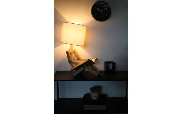 Winkee - Sitting Lamp Emil