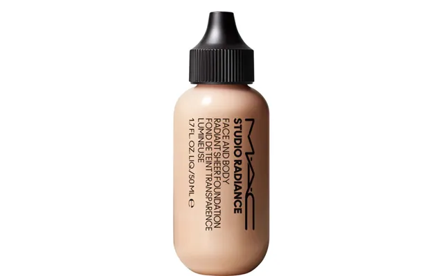 Mac Studio Radiance Face And Body Foundation C4 - 50 Ml