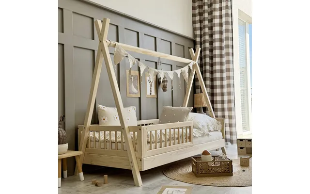 Husseng Tipi M. Runde Tremmer