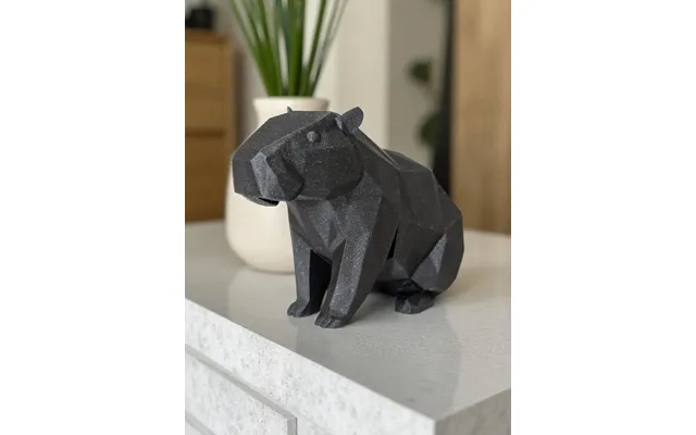 Delta Low-poly Kapivar Figur