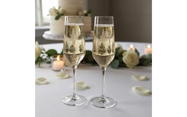 Kærlighedens Skål Personligt Champagneglas Med Gravering - Ja Tak