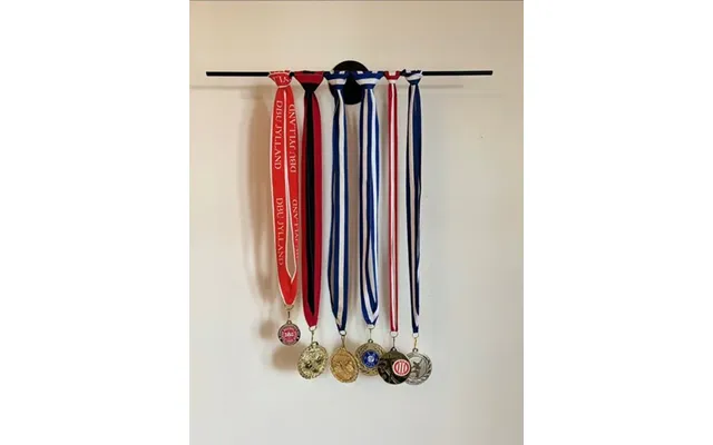 Medaljeholder Til Væg I Sort Stål 40 Cm Inkl. Sorte Skruer