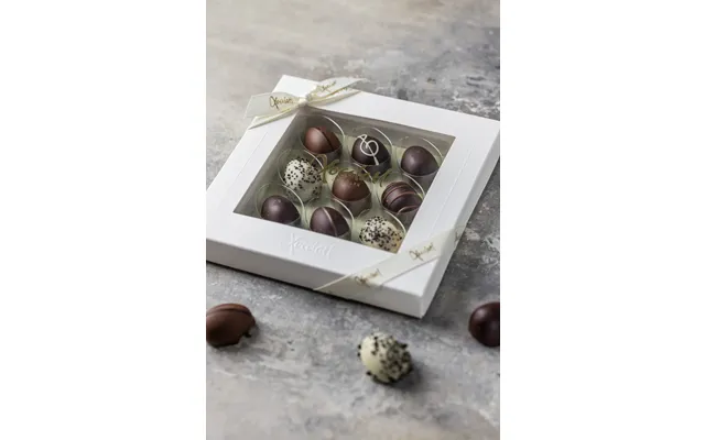 Marzipan Eggs 9