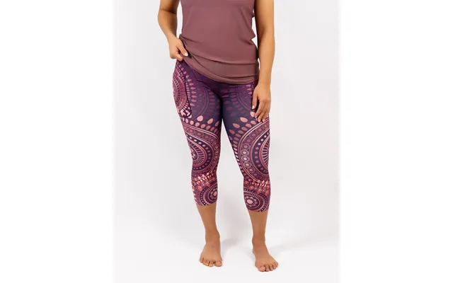 Signature Karma Mandala Capri