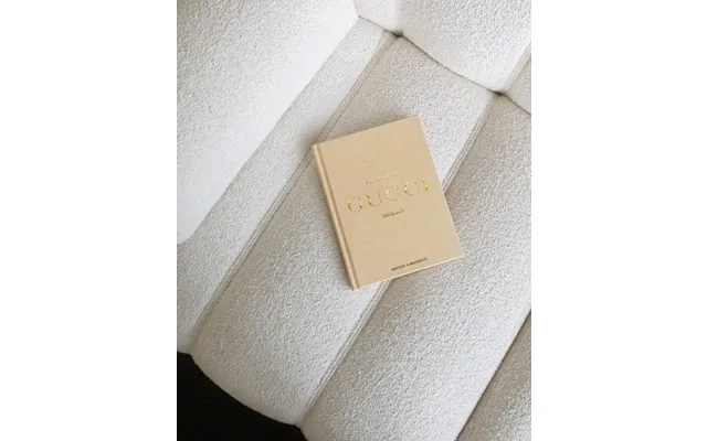 New Mags The Essence Of Gucci