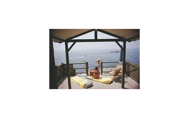 Beach Hut In Antibes