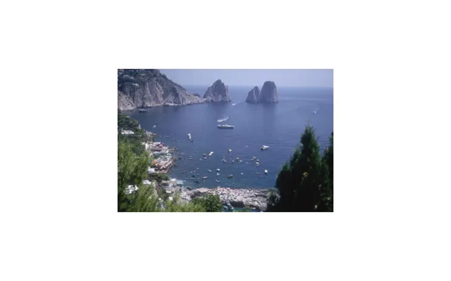 Capri Bay