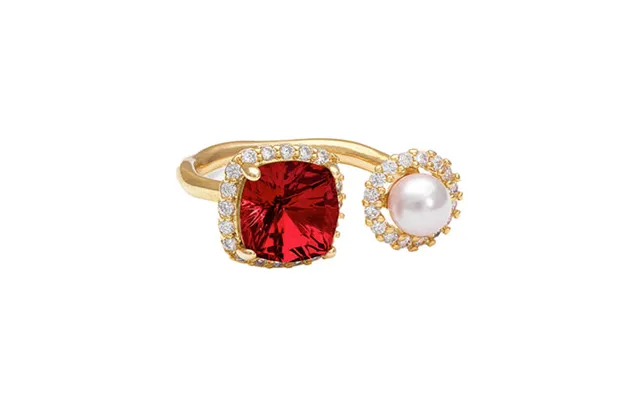 Colette Ring Scarlet Red