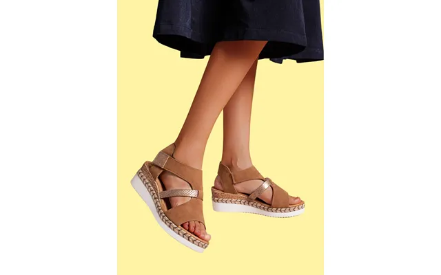 May Plateau Sandal - Camel 38