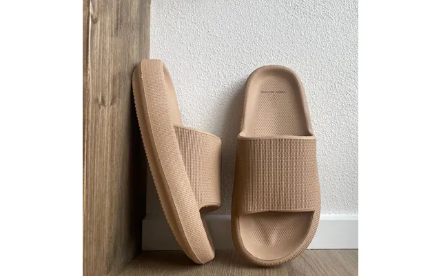 W.o.c Slippers - 42-43 Beige