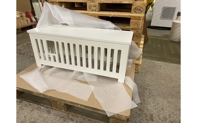 Radiatorskjuler 1052×432 Cm Hvid Mdf Med Termostatudskæring